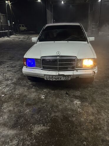 Mercedes-Benz: Mercedes-Benz 190: 1987 г., 2.2 л, Механика, Бензин, Седан