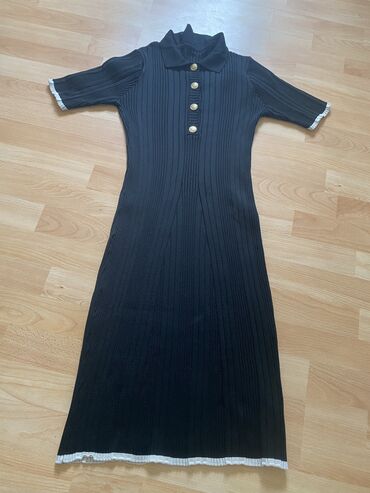 haljine sa bretelama: M (EU 38), bоја - Crna, Drugi stil, Kratkih rukava