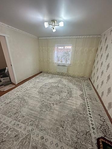 Продажа коттеджей и домов: Маевкадан 4 болмолуу үй сатылат, абалы жакшы сүрөттөгүдөй, удобства — 7