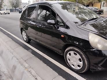 Honda: Honda Fit: 2005 г., 1.3 л, Вариатор, Бензин, Хэтчбэк — 2
