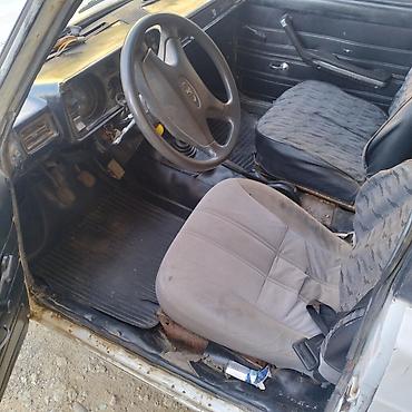 2104 baqaj: Lada 2104 universal, ağ rəng. - Kuzov: 5 qapılı universal gövdə, iri — 8