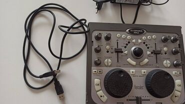 Mini disk plejeri: Prodajem Hercules DJ Console MK2 ) kompaktan DJ kontroler / mikseta sa — 10