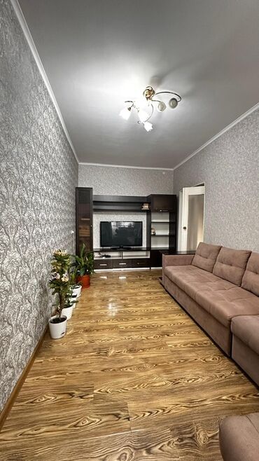 сдаю дом долгосрочно без хозяина: 2 комнаты, 58 м², Индивидуалка, 6 этаж, Косметический ремонт