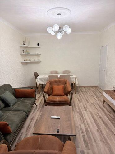 купля продажа квартир в баку: Sumqayıt, 3 otaqlı, Köhnə tikili, 80 kv. m