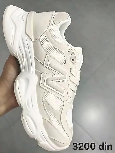 Patike: New Balance patike

9060

36-46

Cene su na slikama — 13