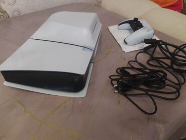 PS5 (Sony PlayStation 5): Sony PlayStation 5 (PS5) – Disk versiyası Xüsusiyyətlər: - 4K/120 Hz — 10