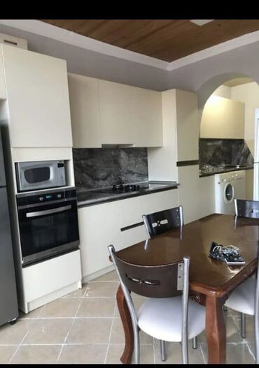 Bağ evlərinin kirayəsi: 200 kv. m, 3 otaqlı, Hovuzlu, Su — 4