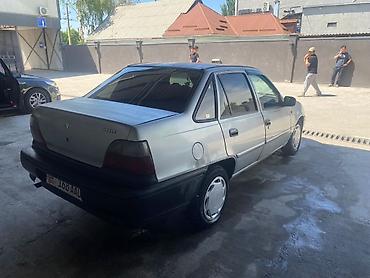 с4 100: Легковой автомобиль седан, серебристый цвет кузова с черными — 5