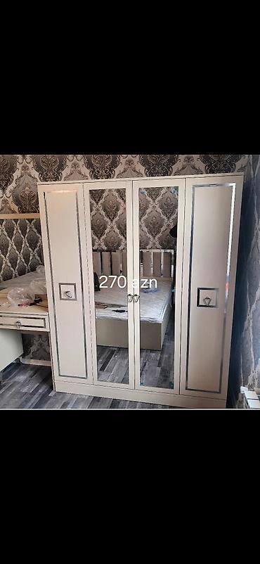 kombi dolabı: Dörd qapılı şkaf – 270 AZN - Rəng: açıq krem, gümüşü dekor xətləri - — 1