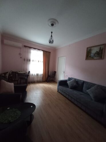 Uzunmüddətli kirayə mənzillər: 1 mərtəbəli 2 mərtəbəli evdə 2 otaqlı ayrı mənzil kirayə verilir — 2