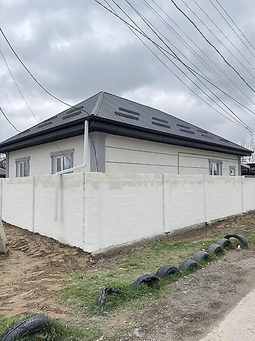 Продажа коттеджей и домов: ✨Продаётся дом в с. Новопавловка (Бишкек)✨ 🏡Характеристики: • Участок — 1