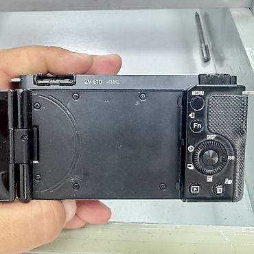 sony a: Sony ZV-E10 + объектив Sony E PZ 16–50mm F3.5–5.6 OSS. В комплекте — 2