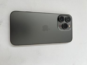 Apple iPhone: IPhone 13 Pro, Б/у, 128 ГБ, Наушники, Зарядное устройство, Защитное стекло, 83 %