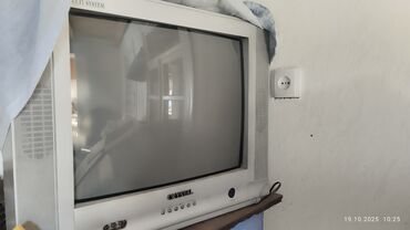 soyuducular satışı: Televizor Satılır 100azn kamera qoşmaq üçün əladr
