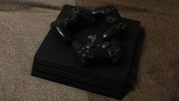 marshall 4: Sony Playstation 4 Pro 1TB

Əla işləyir, heç bir problem yoxdur