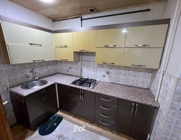 Ofis mebeli: *MƏTBƏX mebeli :-TƏCİLİ SATILIR*‼️ QİYMƏT:-280₼ ÖLÇÜ:-2.4*0.95