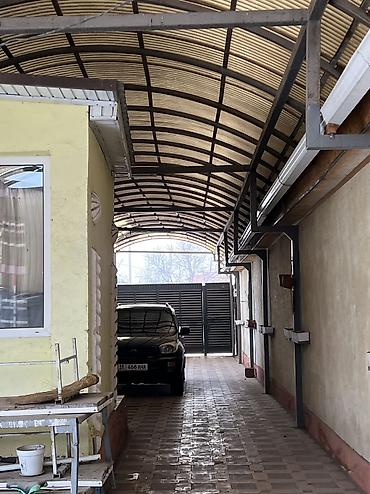 Продажа коттеджей и домов: + бизнес 6 квартир, угловой дом, ул. Крупская асфальтирована. В этом — 8