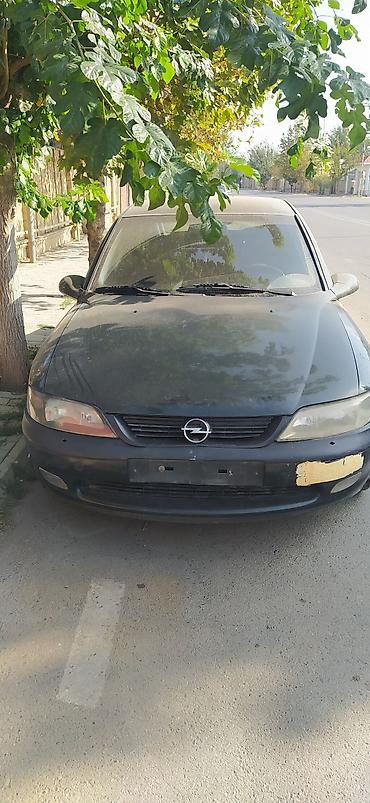 disklər təkərlər type 1: Opel sedan – 5 qapılı, qara rəng. Şəhərdaxili gündəlik istifadə üçün — 1