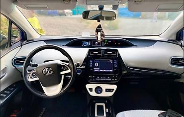 машина 14: Toyota Prius: 2016 г., 1.8 л, Вариатор, Гибрид, Лифтбек — 4