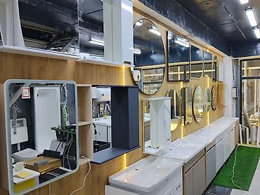 silver kitchen: Зеркала и мебель для ванных комнат - Широкий выбор зеркал: круглые — 1