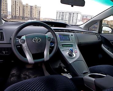 Toyota: Toyota Prius: 2012 г., 1.8 л, Вариатор, Гибрид, Хэтчбэк — 4