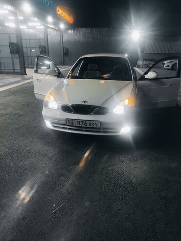 купить запчасти на опель вектра б: Daewoo Nubira: 2000 г., 1.6 л, Автоматические, Бензин, Седан