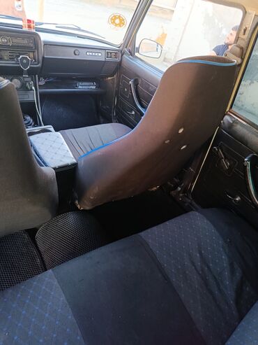 VAZ (LADA): VAZ 2107, ağ rəng, sedan kuzov. - Xarici görünüş: ağ boya, xromlu ön — 7