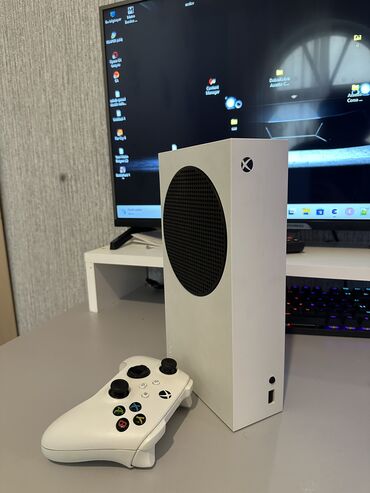 aifon 6 s: Xbox series S İdeal vəziyyətdə. Rəsmi mağazadan alınıb. Blombu