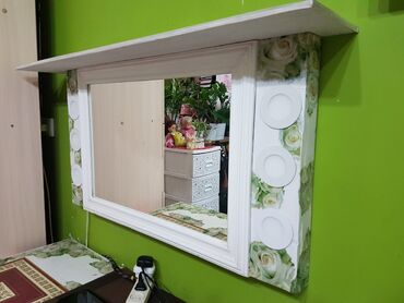 зеркало для стен: Зеркало с 6 сафитами и полочкой