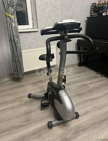 eliptik velosiped: Kombinə edilmiş fitnes velosipedi – eliptik və statik velosiped — 2