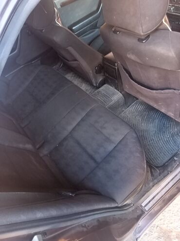 Mercedes-Benz: Mercedes-Benz C 180: 1.8 l | 1995 il Sedan — 10