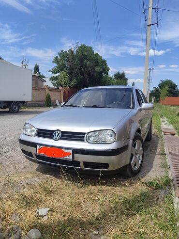 серви 3: Volkswagen Golf: 2001 г., 2.3 л, Механика, Бензин, Хэтчбэк