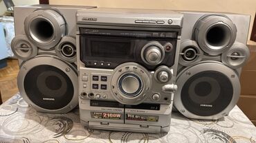 samsun a35: Samsung musiqi merkezi. Pultu yoxdu. iwlekdi. qiymet 55 azn. Unvan
