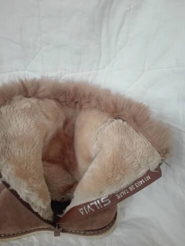 Ugg obuća: Ugg čizme, bоја - Braon, 38 — 3