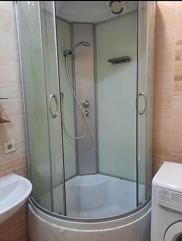 Душевая кабина Треугольная, Размер: 90 x 90 см, Высота поддона: 45 см at lalafo.kg Душевая кабина Треугольная, Размер: 90 x 90 см, Высота поддона: 45 см