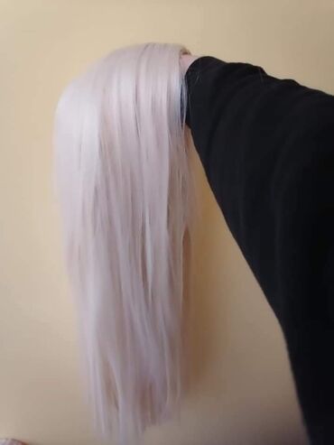 Perike i klipse: Poluorirodne perike
3500 na lalafo.rs — 7 Perike i klipse: Poluorirodne perike
3500 — 7