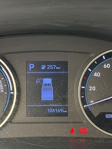 wuling starlight 730: Hyundai Porter (портеровский малотоннажный бортовой грузовик), белый — 5