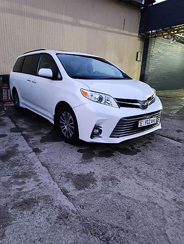Toyota: Toyota Sienna: 2020 г., 3.5 л, Автомат, Бензин, Минивэн — 9