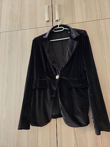 Pencək, Velvet, M
