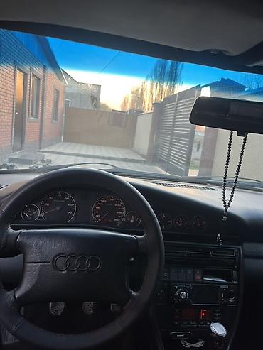 Audi: Audi A6: 1994 г., Седан — 10