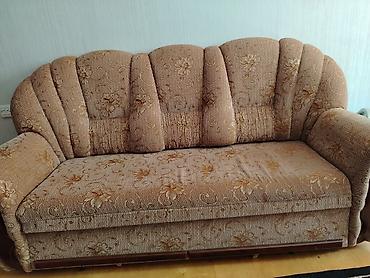 dəhlizə divan: Klassik üslubda yumşaq mebel dəsti - Tərkib: 1 böyük divan + 2 ədəd — 2