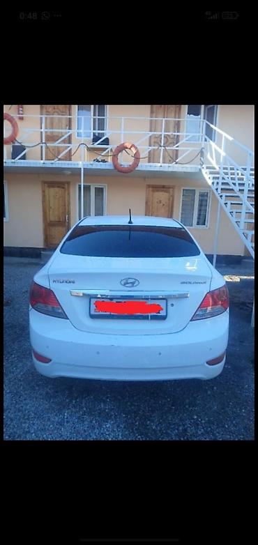 Hyundai Solaris: 2012 г., 1.6 л, Автомат, Газ, Седан — 4
