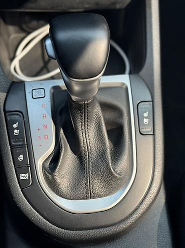 Kia: Kia K3: 2019 г., Вариатор, Бензин, Седан — 12