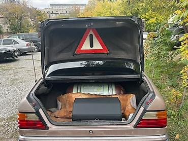 rd 1: Mercedes-Benz W124: 1993 г., 2 л, Механика, Бензин, Седан — 7