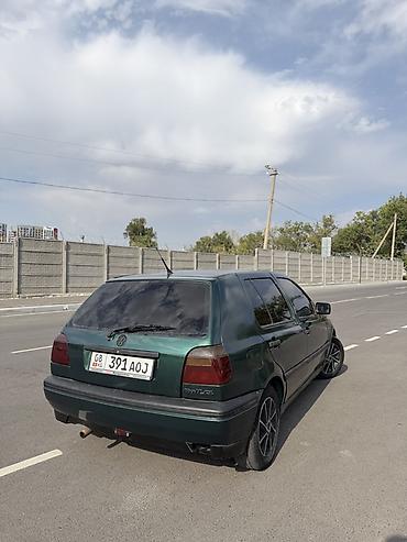 Volkswagen: Volkswagen Golf: 1994 г., 1.8 л, Кол менен иштөөчү, Бензин — 5