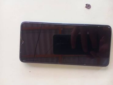 редми 5 плюс цена в бишкеке цум: Смартфон Redmi с характерным дизайном задней панели, включающим два