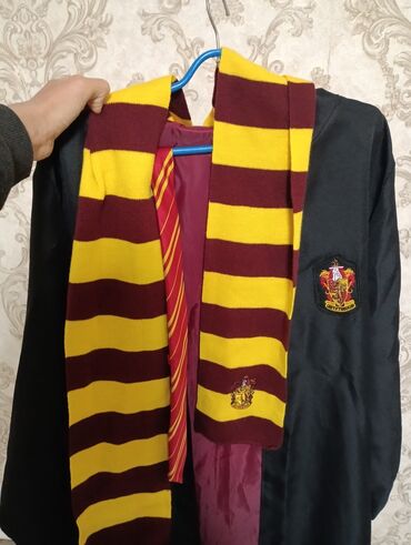 дом вещи: Мантия Гарри Поттера. мантия Хогвартс. мантия Гриффиндора. костюм для lalafo.kg да дом вещи: Мантия Гарри Поттера. мантия Хогвартс. мантия Гриффиндора. костюм для