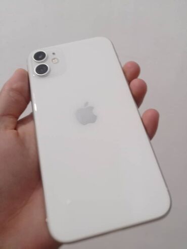 Apple iPhone: IPhone 11, Новый, 128 ГБ, Белый, Чехол, 83 %