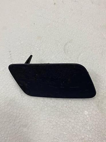 igle: POKLOPAC PRSKALICE ZA AUDI A3 - 8V3955276 | Desni poklopac prskalice — 1