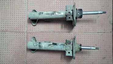 Radiatorlar: W204 orginal amortizator 1 ədəd orginal 1 ədəd Sachs firmasının